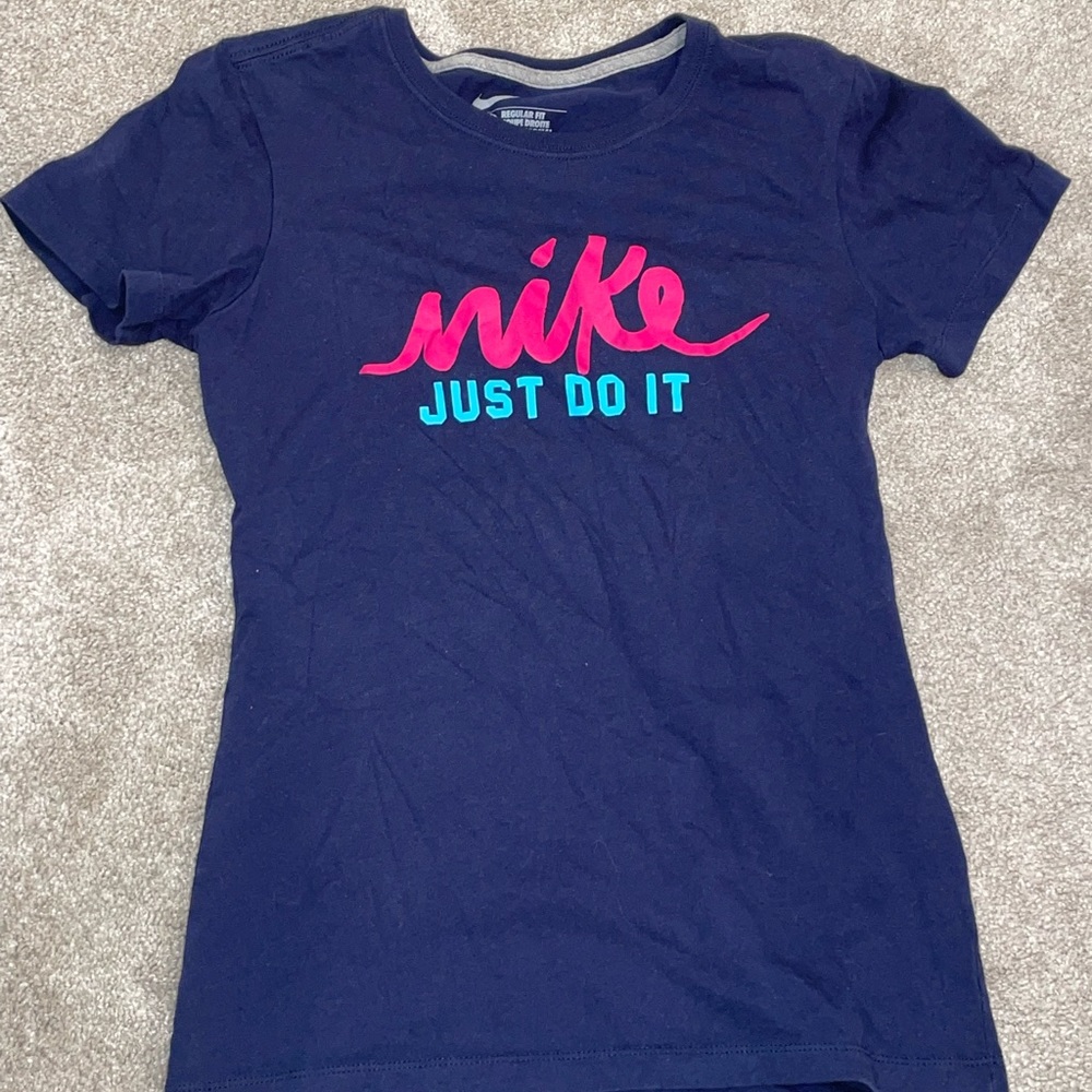 Nike short sleeve workout shirt